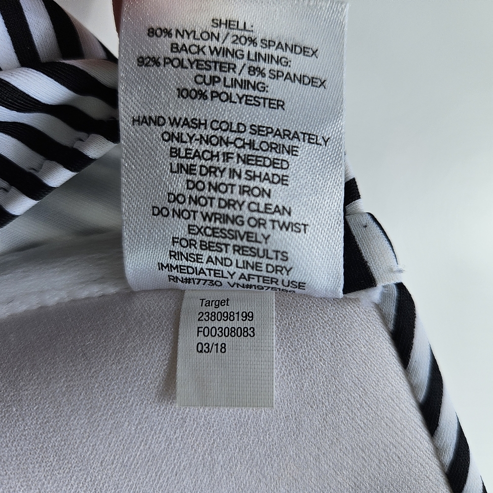 Shade & Shore Monochrome Striped Bikini Top Black/White 36B - Picture 5 of 8